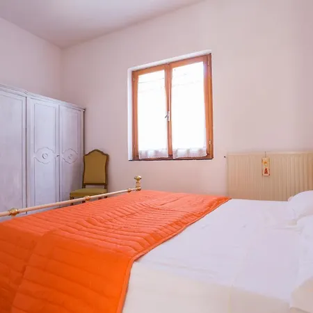 Tular Appartaments Holiday home *